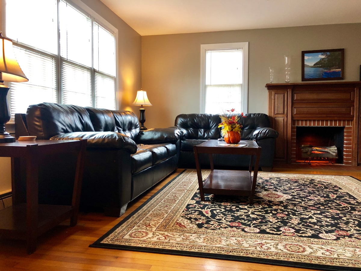 living room at a vacation rental property in harpers ferry west virginia