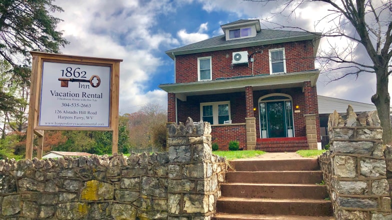 1862 Inn, a airbnb vacation rental in Harpers Ferry