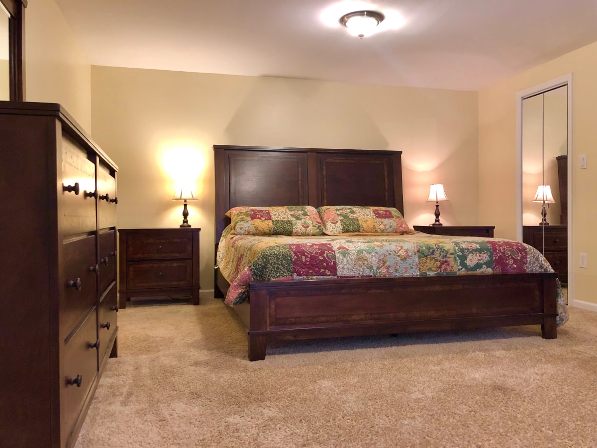 bedroom at a vacation rental property in harpers ferry west virginia